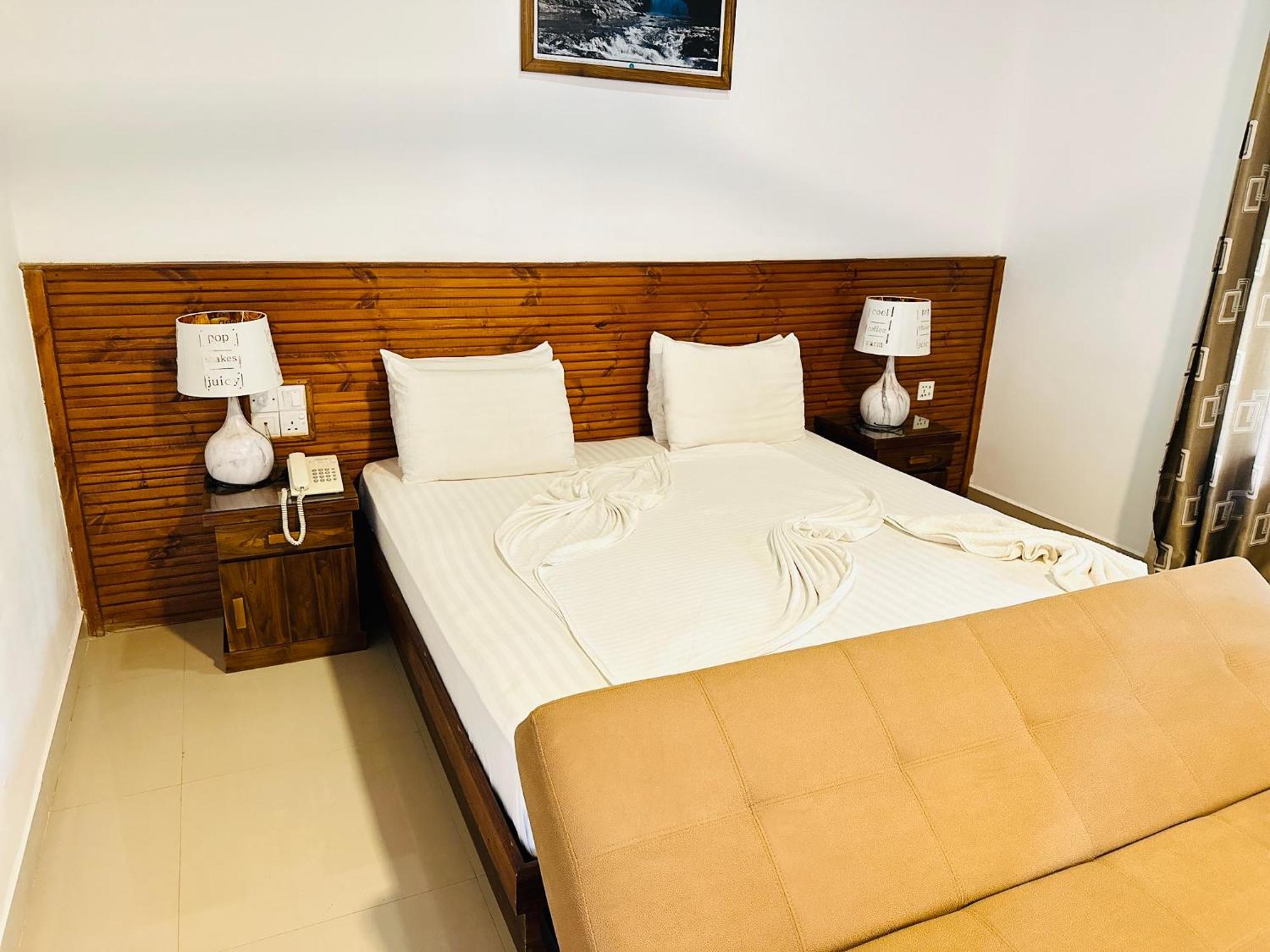 Gamodh Citadel Resort Anuradhapura Bagian luar foto