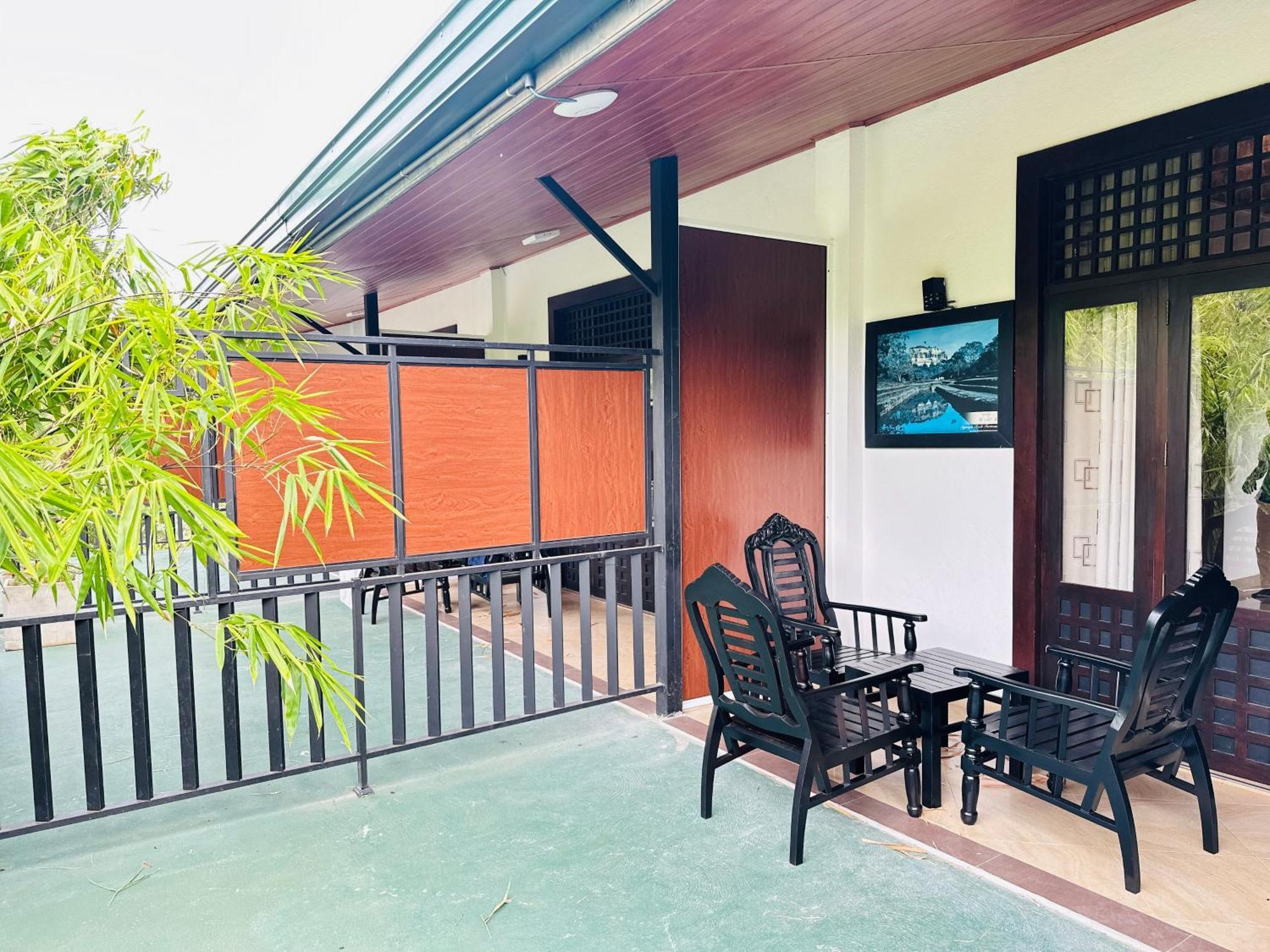 Gamodh Citadel Resort Anuradhapura Bagian luar foto
